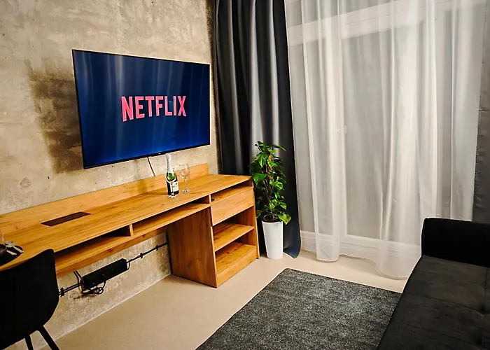 Axiom - Zenith Iii - Netflix, Hbo, Champagne Košice